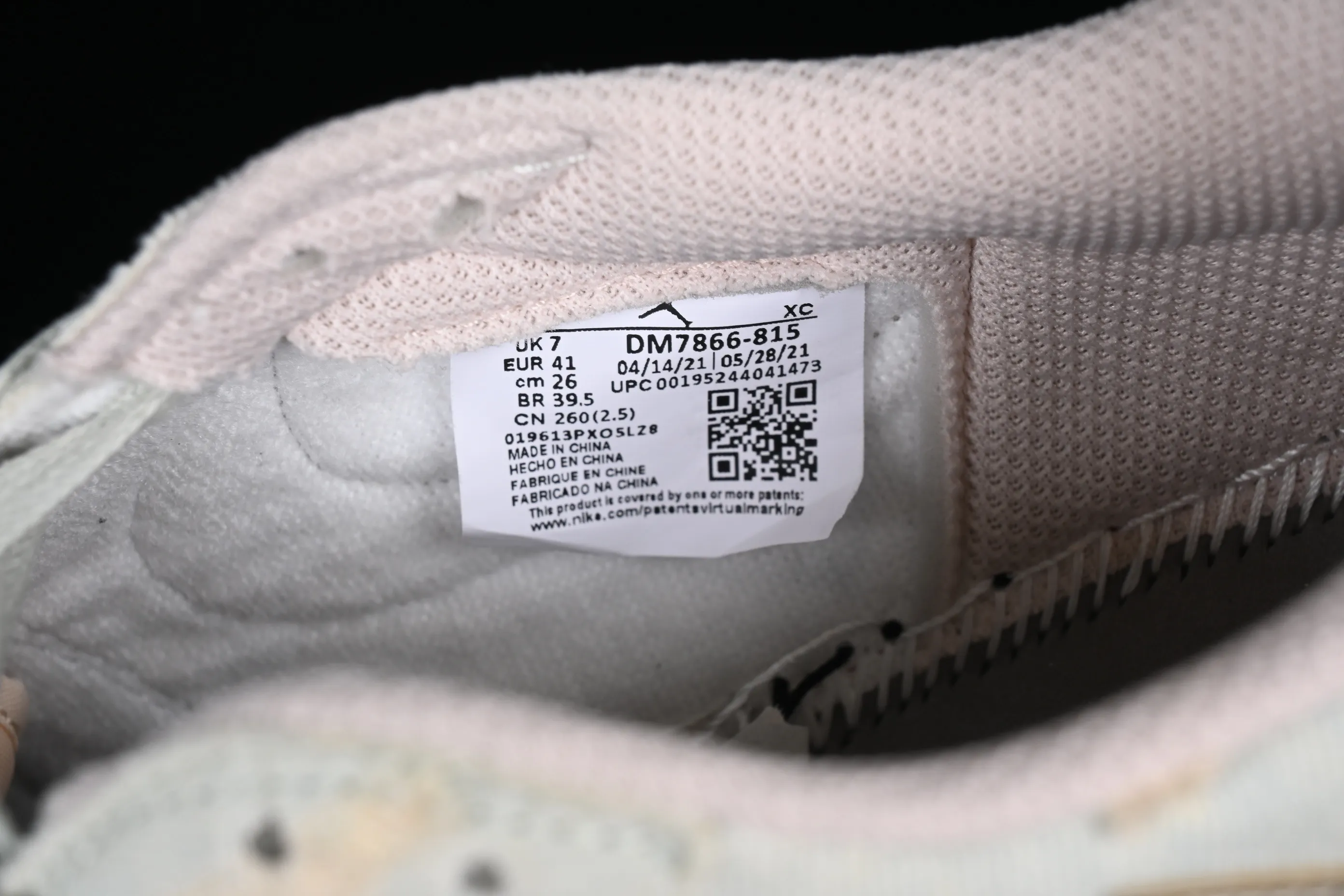 All categories Air Jordan Jordan series basketball shoes Air Jordan 1 Low Travis Scott x Air Jordan 1 Low OG AJ1 Joe 1 joint overhead hook DM7866-815